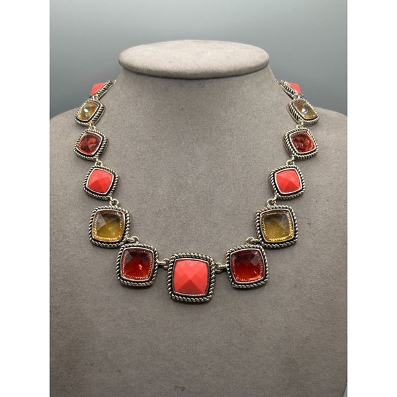 Signed NAPIER Contemporary Necklace Faceted Acrylic Stones Warm Earthy Red Color - Picture 3 of 9